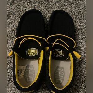 Black hey dudes. Size 11